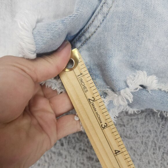H&M Shorts Womens 2 Light Wash Stretch Mid Rise Denim Jeans - Picture 6 of 11